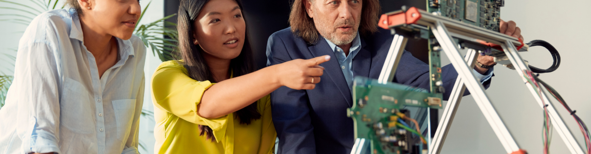 Beauty Skincare Neutral Website - 2022-03-15T030143.578